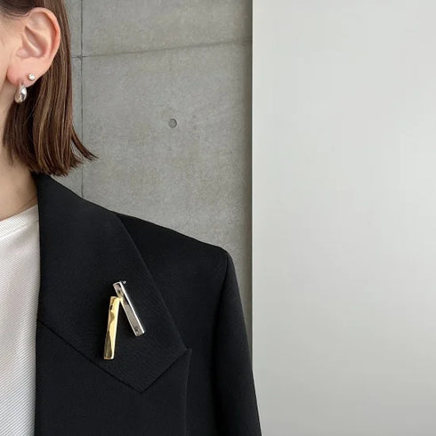 chocolat brooch / bar